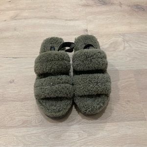 Brand New Ugg Oh Fluffita genuine shearling slingback sandal Womens 11